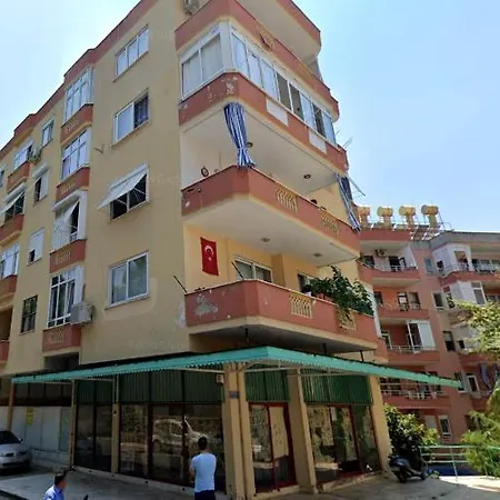 Palm Beach Cleopatra House: Beachside Private With Bikes & Extras Apartment *