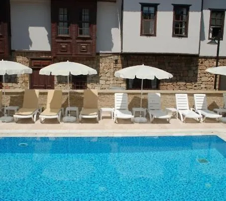 Apartment Palm Beach Cleopatra House: Beachside Private With Bikes & Extras *